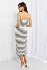 HYFVE Robe mi-longue rayée sans manches à imprimé inoubliable